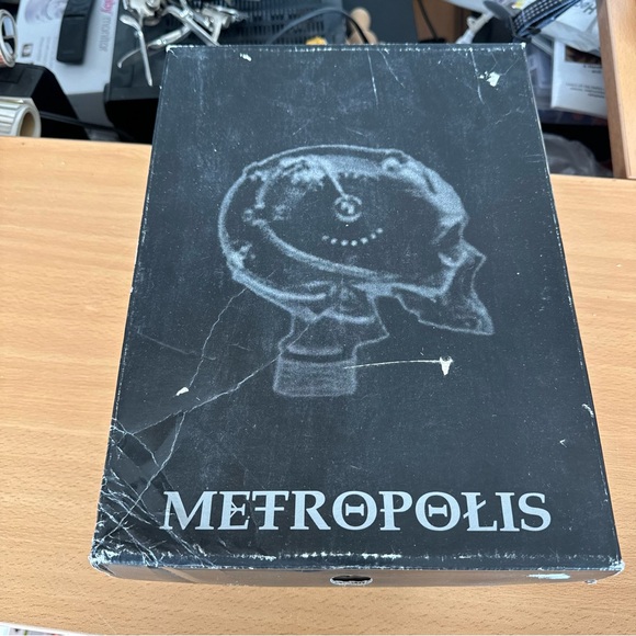 Metropolis Shoes - Picture 12 of 13